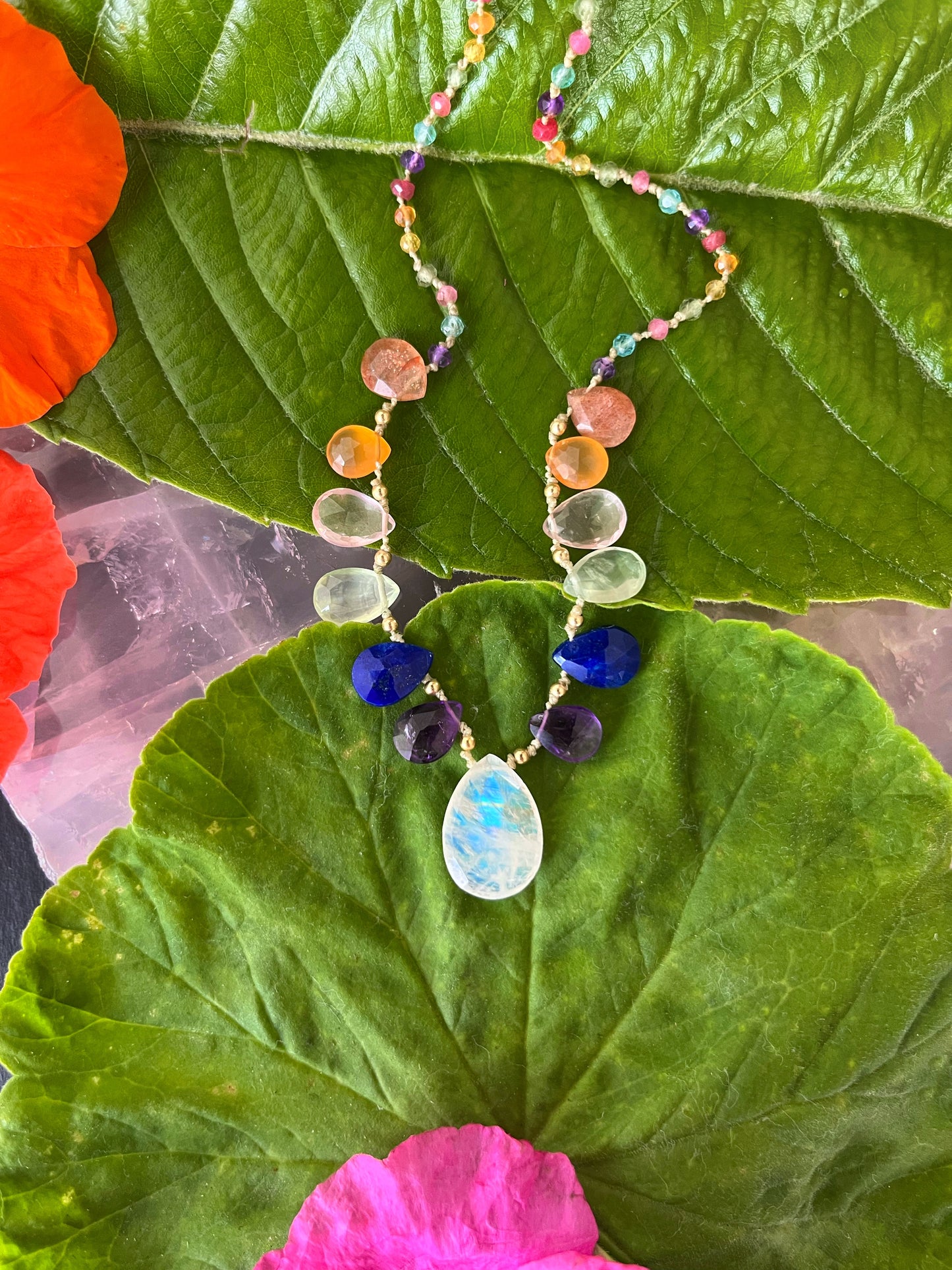 Rainbow Petals, 18K