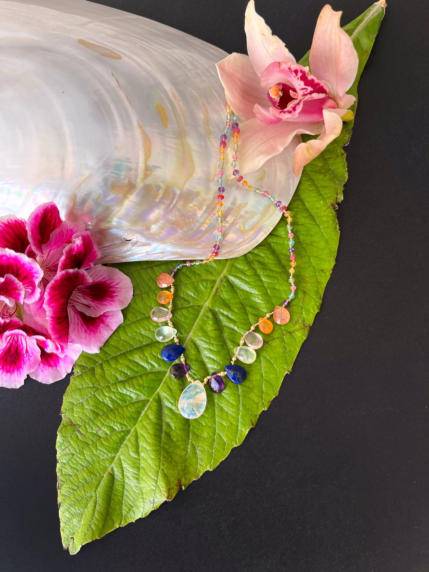 Rainbow Petals, 18K